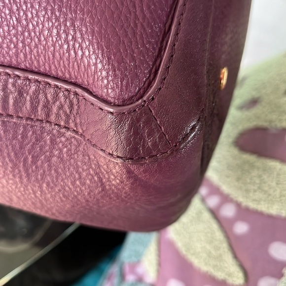 Tory Burch  purple leather shoulder bag  satchel 2 exterior pockets  Goldtone HW - Picture 13 of 17